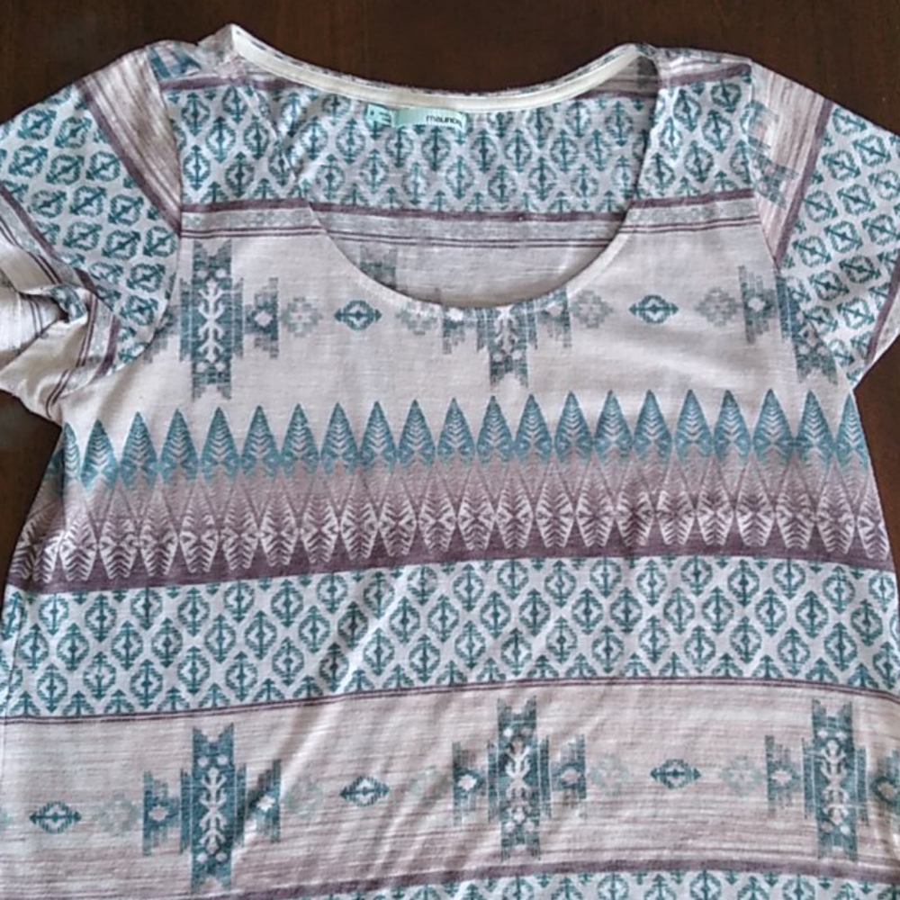 Maurices shirt